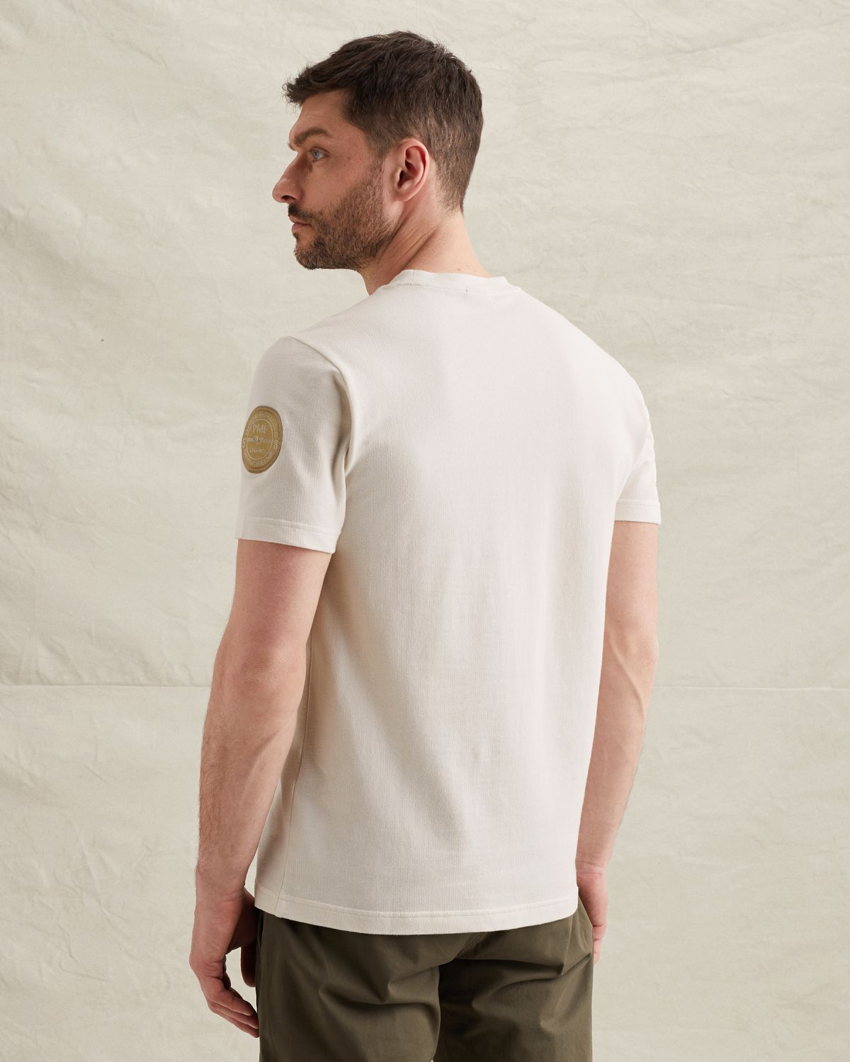 Футболка PME Legend с вышитыми нашивками белая артикул PTSS2604576-7001