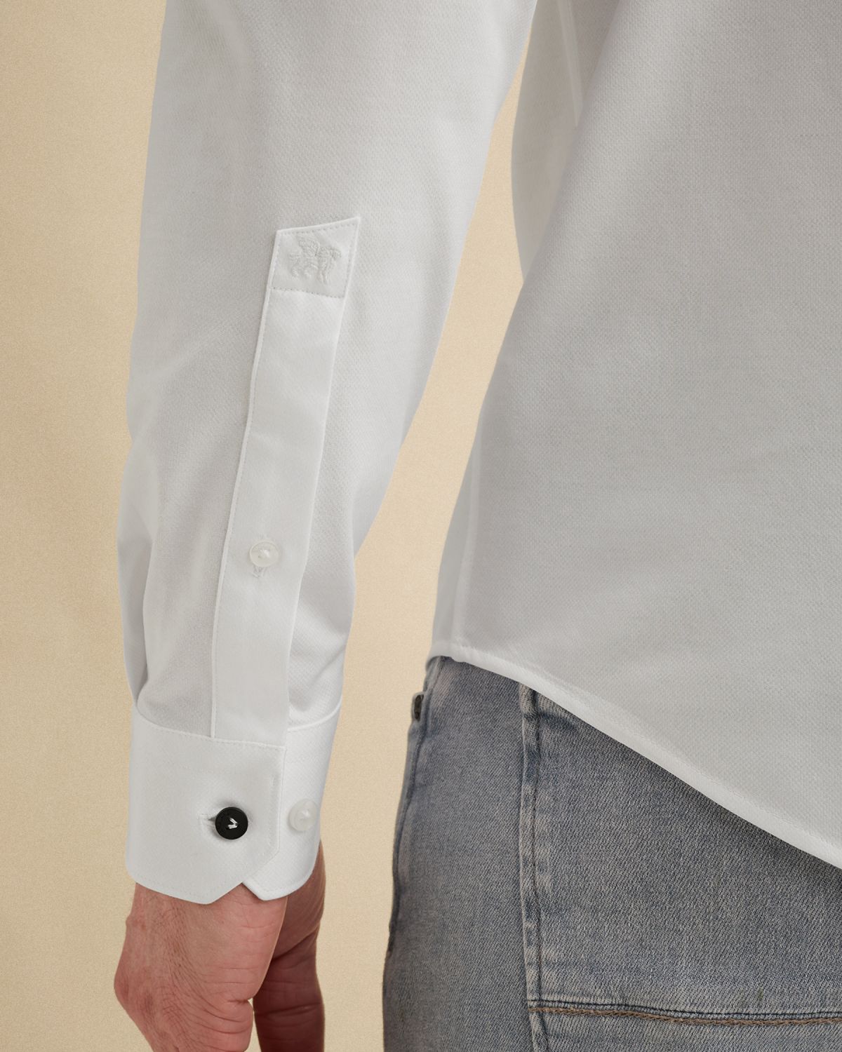 Рубашка Vanguard вязаная белая артикул VSI2602201-7003