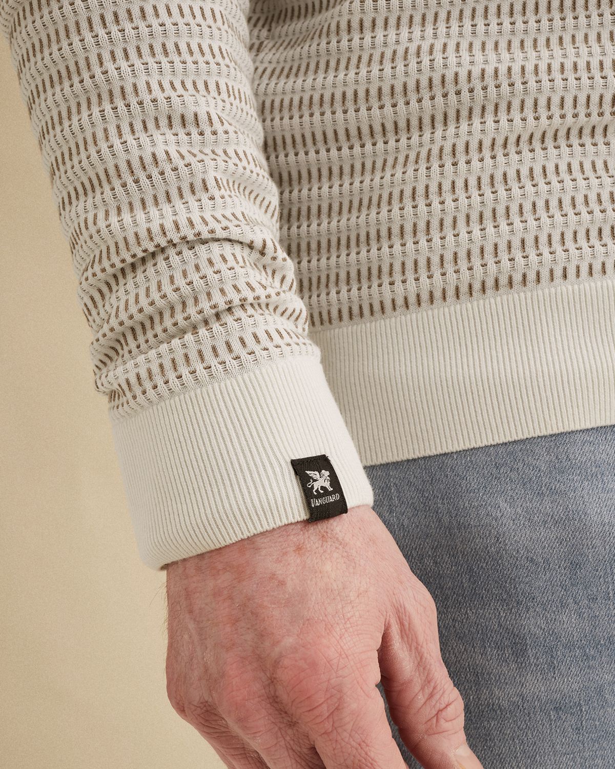 Пуловер Vanguard с полумолнией белый артикул VKW2602308-7004