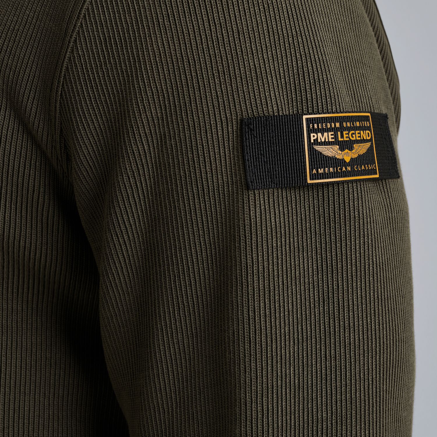 Пуловер PME Legend с нагрудным карманом зелёный артикул PSW2509457-8039