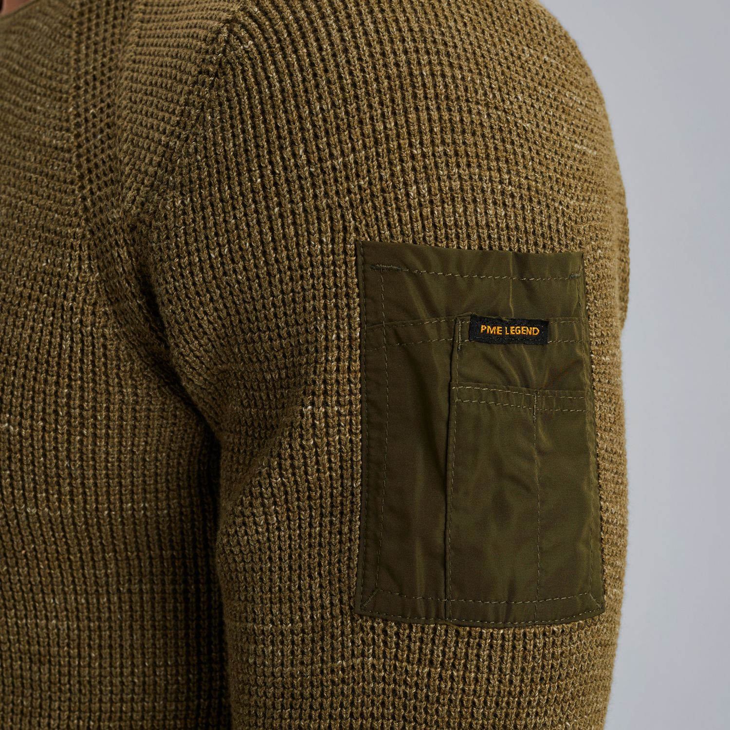 Пуловер PME Legend с круглым вырезом зелёный артикул PKW2508301-6416