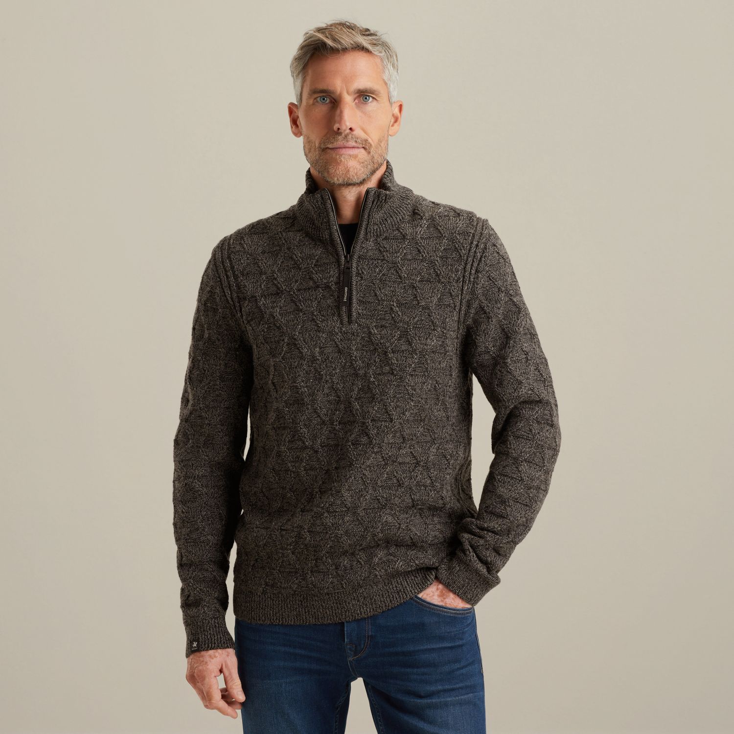 Пуловер Vanguard с полумолнией чёрный артикул VKW2510338-9141