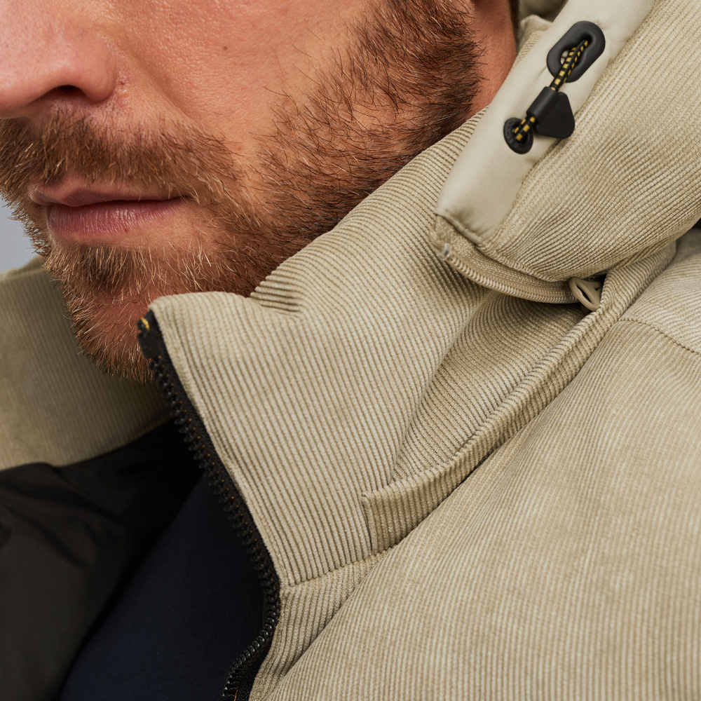 PBW2508100-8011_model_8