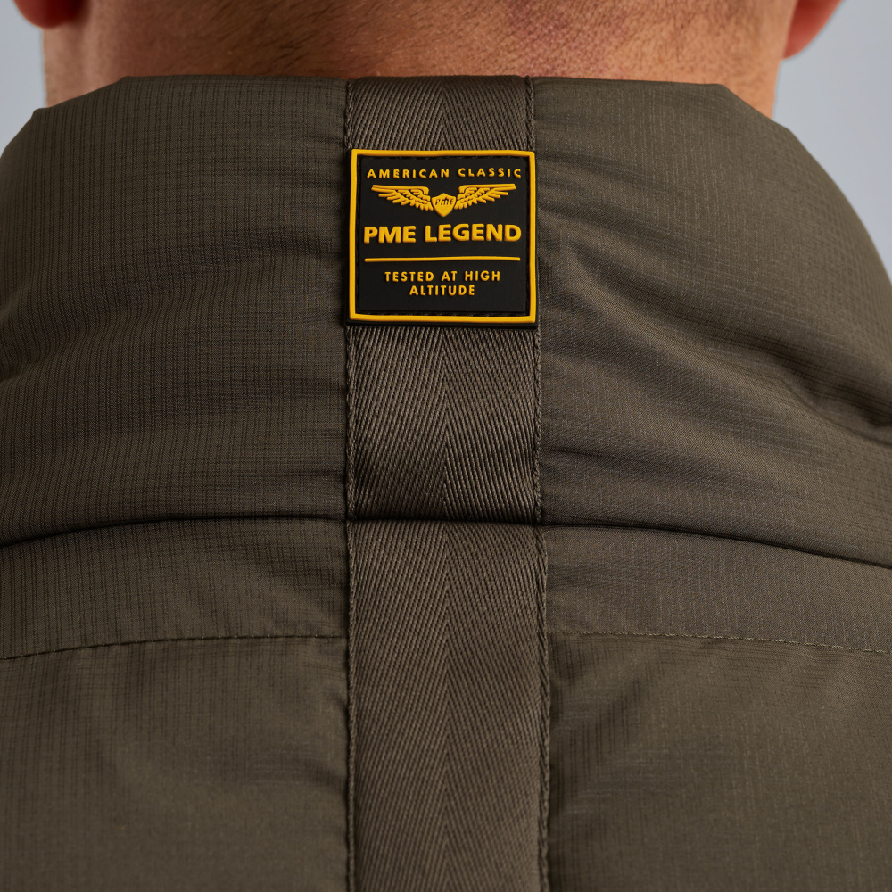 PJA2508118-8039_model_7