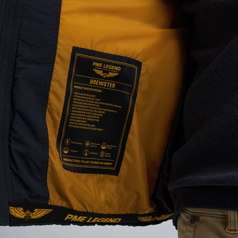 PJA2508117-5281_model_8