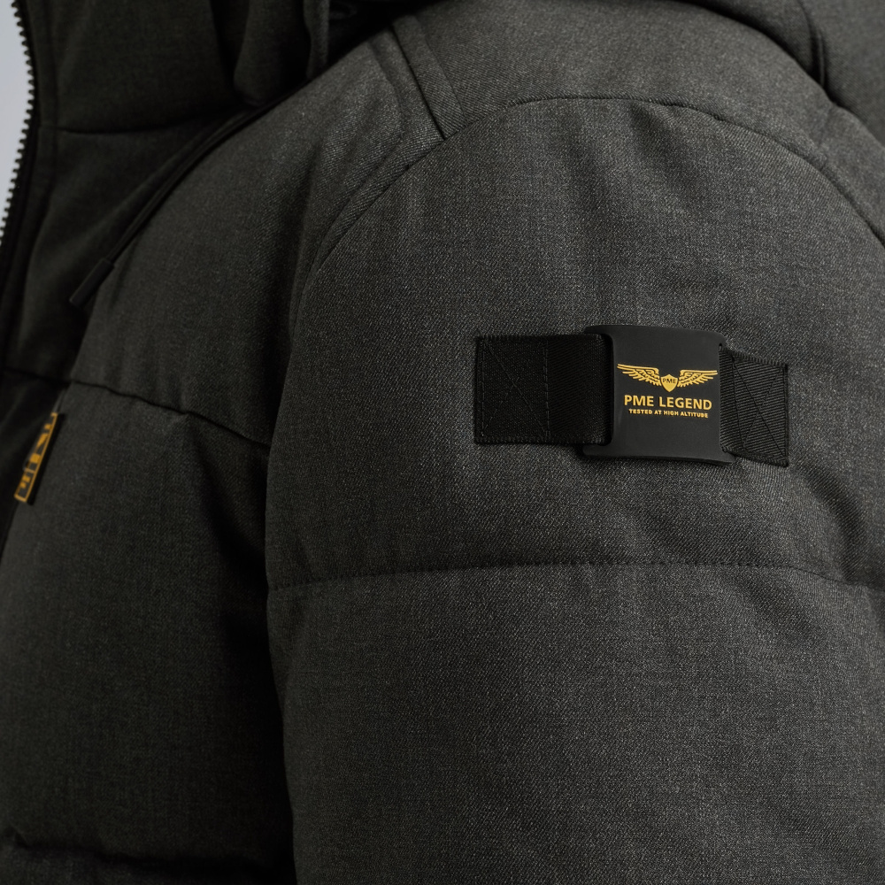 PJA2508116-9134_model_7