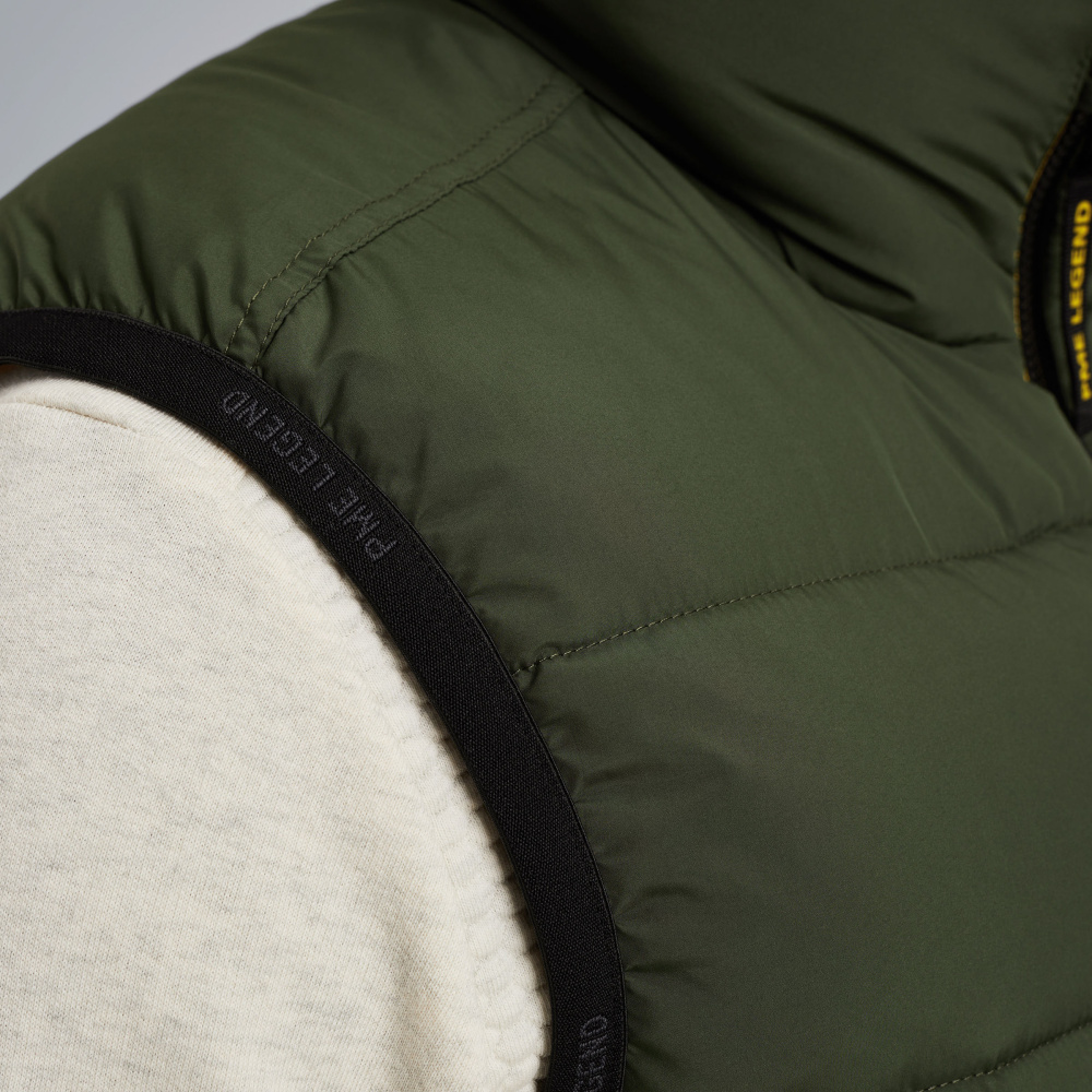 PBW2508102-6425_model_4