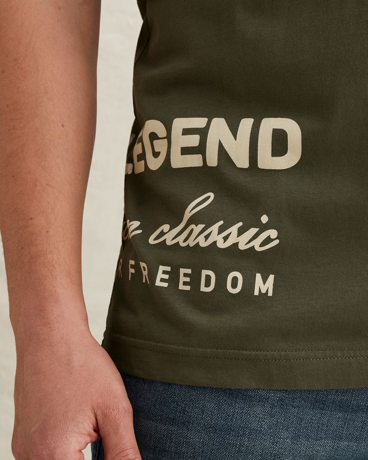 PTSS2603594-6150_10005