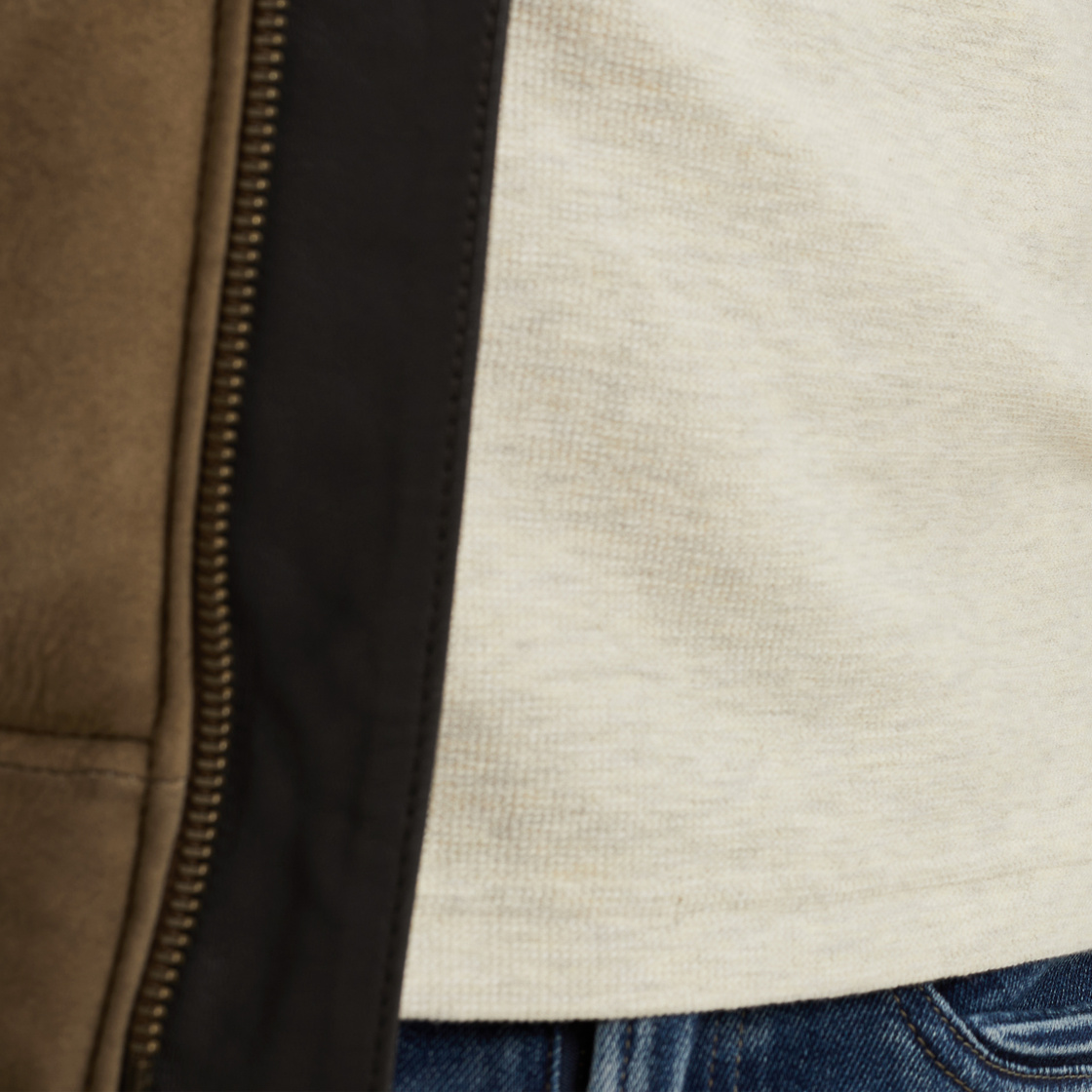 PLJ2509705-8225_10007