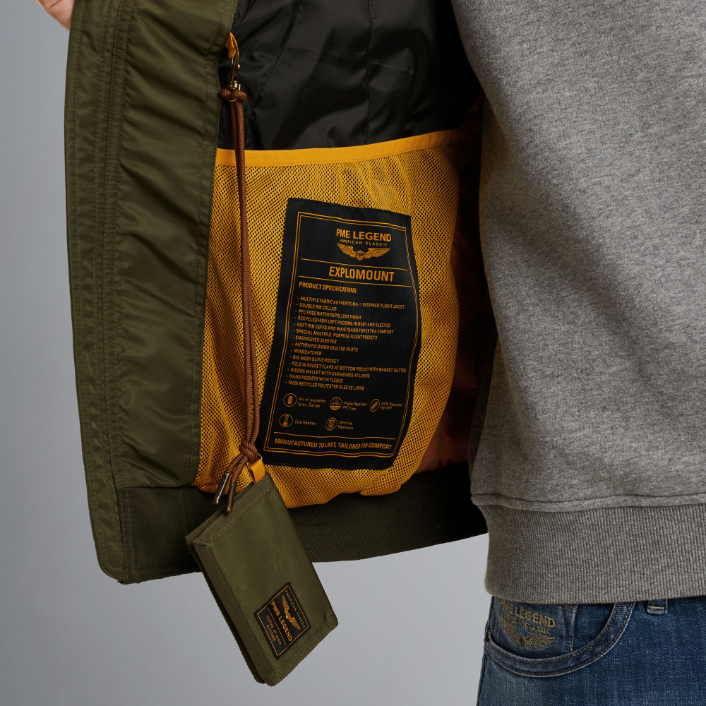 PJA2508133-6416_model_7