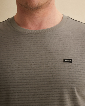 Футболка Vanguard с лёгким блеском серая артикул VTSS2605552-9051