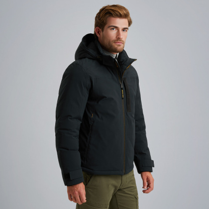 PJA2508111-5281_model_2